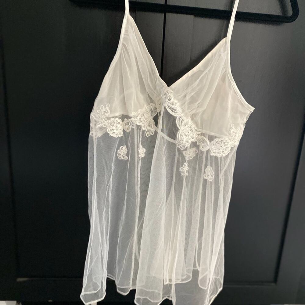 NWOT Victoria’s Secret Silk Ivory Bridal Nighty Chemise Size Small